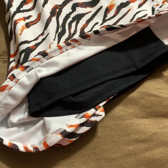 Fabletics shorts - Picture 7 of 7